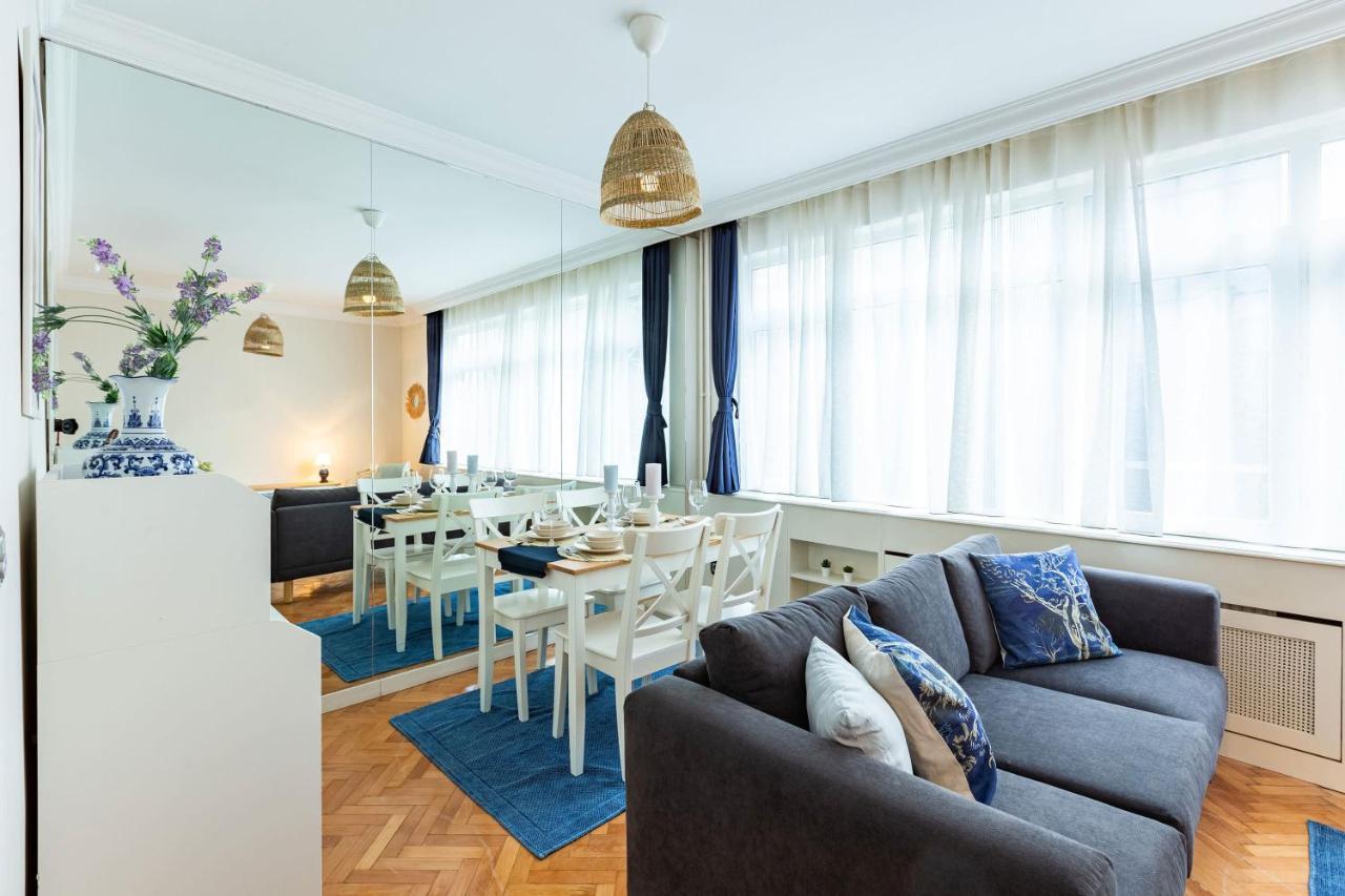 Flat With Excellent Location In Tesvikiye, Sisli Apartamento Estambul Exterior foto